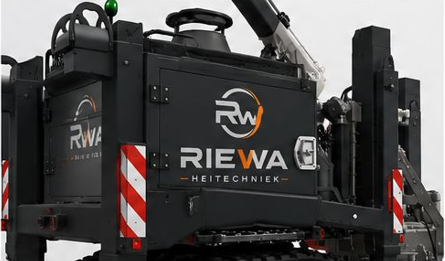 Close-up van het RIEWA-logo op de heistelling